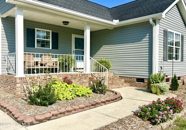 Photo 3 of Single family home for sale at 9361 Mcleod Rd, Laurinburg, NC 28352 | MLS# 100601477 | Listing updated on 2026-10-10