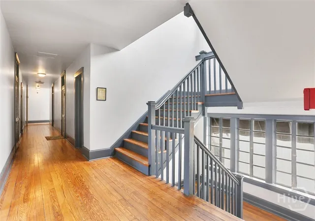 Listing Photo 5 - Condo for sale in building located at 210 E State St, Savannah, GA 31401 - Unit #16