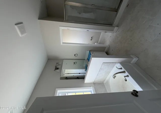 Photo 4 of Single family home for sale at 304 Sparrow Ct, Greenville, NC 27858 | MLS# 100590542 | Listing updated on 2026-10-14