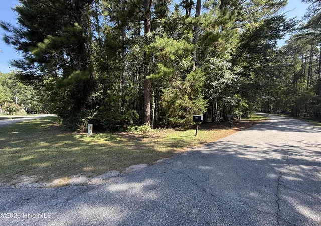 Photo 2 of Land for sale at 3 17 Bay Cir, Mc Cormick, SC 29835 | MLS# 100601910 | Listing updated on 2026-09-07