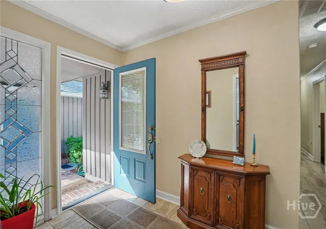 Photo 2 of Single family home for sale at 2 Bowline Ct, Savannah, GA 31411 | MLS# SA364245 | Listing updated on 2026-09-10