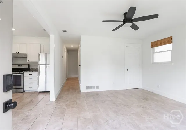 Photo 2 of Single family home for sale at 2332 Bona Bella Ave, Savannah, GA 31406 | MLS# SA360158 | Listing updated on 2026-09-11