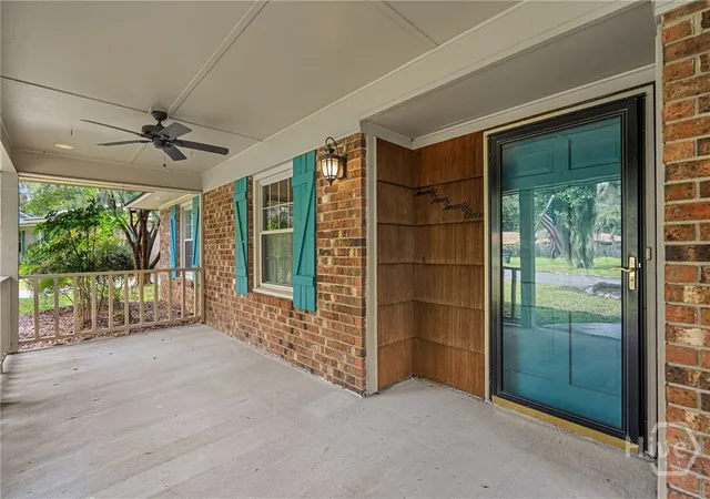 Photo 3 of Single family home for sale at 2421 Dolphin Dr, Savannah, GA 31406 | MLS# SA364276 | Listing updated on 2026-09-11