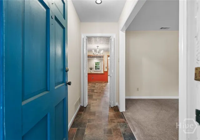 Photo 4 of Single family home for sale at 2421 Dolphin Dr, Savannah, GA 31406 | MLS# SA364276 | Listing updated on 2026-09-11