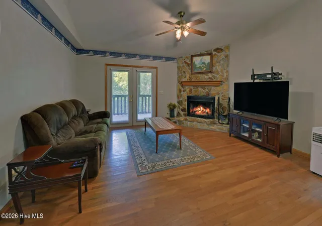 Photo 3 of Single family home for sale at 550 Evans Holw Rd, Murphy, NC 28906 | MLS# 100602677 | Listing updated on 2026-09-11