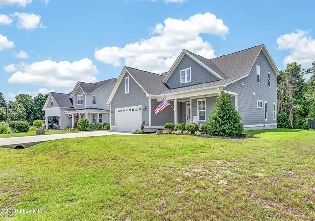 Photo 3 of Single family home for sale at 712 Lanyard Dr, Newport, NC 28570 | MLS# 100600662 | Listing updated on 2026-09-22