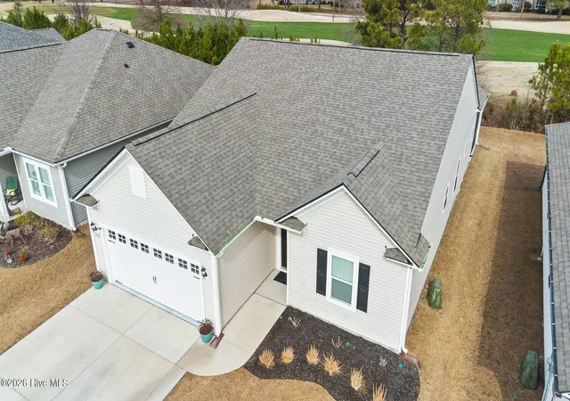 Photo 3 of Single family home for sale at 229 Eagle Claw Dr, Calabash, NC 28467 | MLS# 100602509 | Listing updated on 2026-09-13