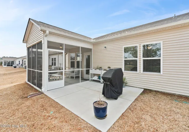 Photo 4 of Single family home for sale at 229 Eagle Claw Dr, Calabash, NC 28467 | MLS# 100602509 | Listing updated on 2026-09-13