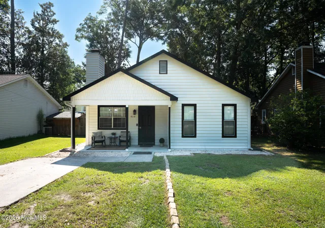 Photo 1 of Single family home for sale at 919 Page Ave, Wilmington, NC 28403 | MLS# 100600574 | Listing updated on 2026-09-01