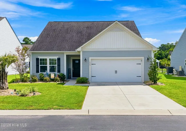 Photo 2 of Single family home for sale at 330 Snow Drop Ct Nw, Calabash, NC 28467 | MLS# 100601305 | Listing updated on 2026-09-17