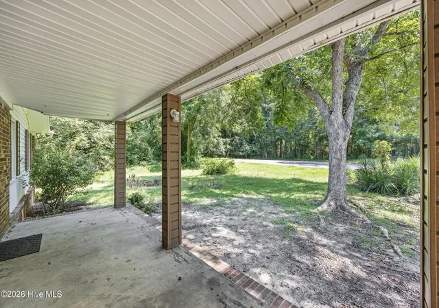 Photo 3 of Single family home for sale at 505 E Coston Rd, Burgaw, NC 28425 | MLS# 100601025 | Listing updated on 2026-09-14
