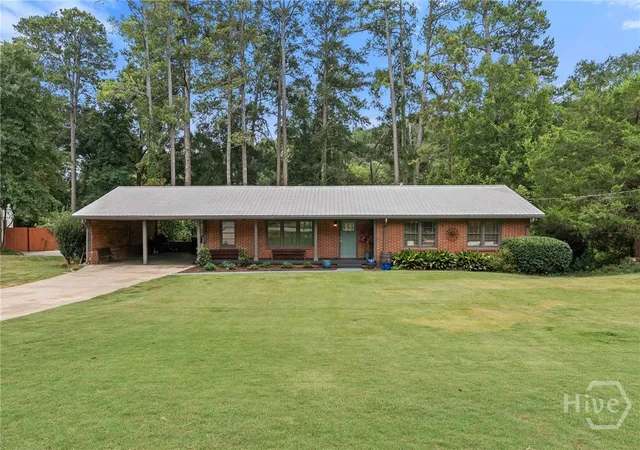 Single family home for sale at 535 Riverhill, Athens, GA 30606 | MLS# CL364534
