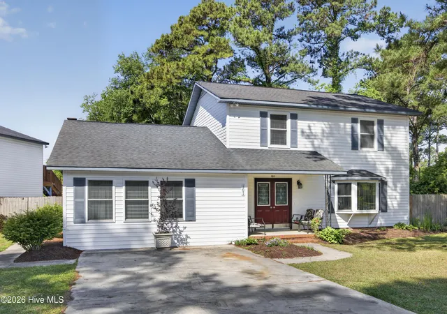 Photo 2 of Single family home for sale at 101 Doughton Rd, Wilmington, NC 28409 | MLS# 100571679 | Listing updated on 2026-09-03