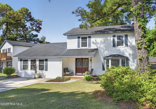 Photo 3 of Single family home for sale at 101 Doughton Rd, Wilmington, NC 28409 | MLS# 100571679 | Listing updated on 2026-09-03