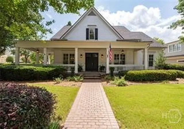 Photo 1 of Single family home for sale at 300 Horseshoe Bnd, Statham, GA 30666 | MLS# CL363819 | Listing updated on 2026-10-28