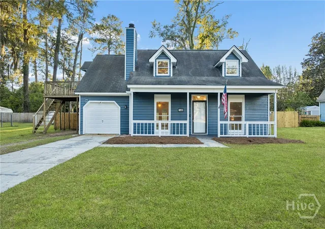 Photo 2 of Single family home for sale at 149 Varnedoe Ave, Savannah, GA 31408 | MLS# SA366381 | Listing updated on 2026-10-23