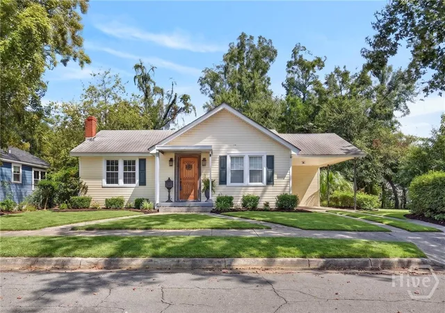 Photo 1 of Single family home for sale at 412 Lawton Ave, Savannah, GA 31404 | MLS# SA364053 | Listing updated on 2026-09-07