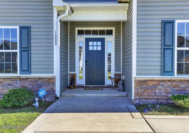 Photo 2 of Single family home for sale at 1000 Kingfish Way, New Bern, NC 28562 | MLS# 100602307 | Listing updated on 2026-09-16