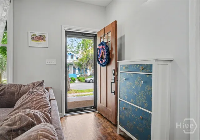 Photo 3 of Single family home for sale at 1129 E Duffy St, Savannah, GA 31404 | MLS# SA354741 | Listing updated on 2026-09-08