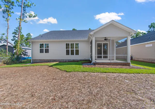 Photo 3 of Single family home for sale at 27 N High Point Rd, Southport, NC 28461 | MLS# 100574955 | Listing updated on 2026-09-16