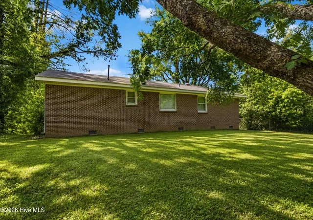 Photo 3 of Single family home for sale at 4910 White Oak Loop, Wilson, NC 27893 | MLS# 100591452 | Listing updated on 2026-09-13