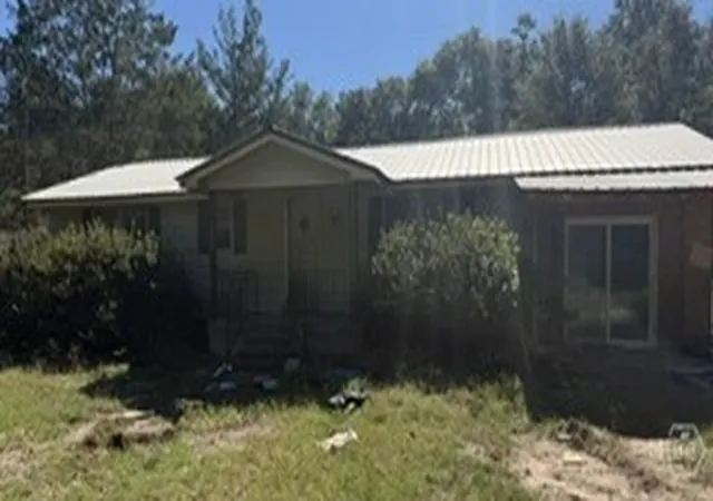 Photo 1 of Single family home for sale at 4537 L J Rd, Claxton, GA 30417 | MLS# SA366261 | Listing updated on 2026-10-13
