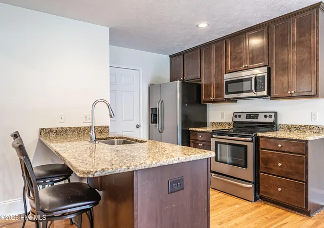 Photo 4 of Single family home for sale at 540 W Connecticut Ave, Southern Pines, NC 28387 | MLS# 100602211 | Listing updated on 2026-09-14