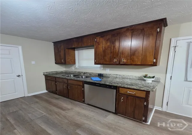 Photo 4 of Single family home for sale at 220 Big Oak Cir, Athens, GA 30605 | MLS# CL361880 | Listing updated on 2026-09-14