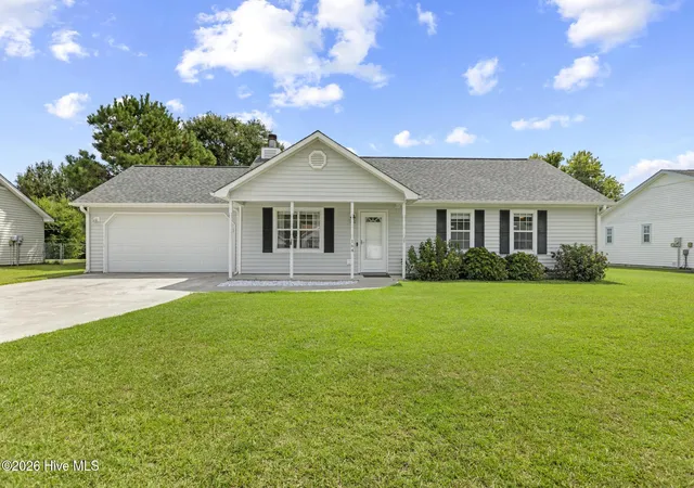 Single family home for sale at 164 Glenwood Dr, Hubert, NC 28539 | MLS# 100604733