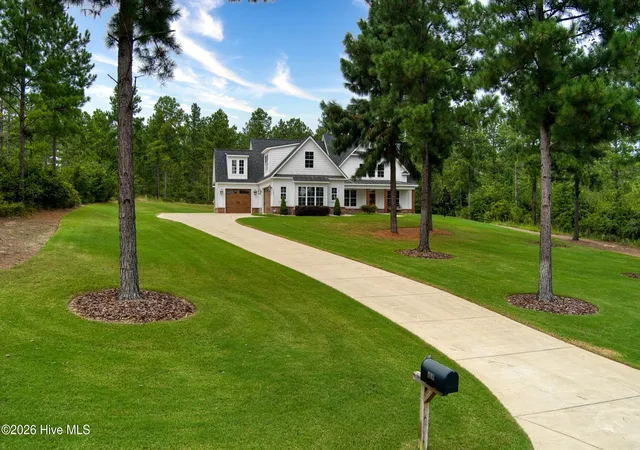 Photo 3 of Single family home for sale at 1103 Drayton Ct, Aiken, SC 29801 | MLS# 100603302 | Listing updated on 2026-09-14