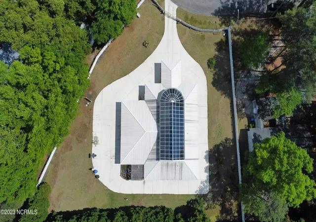 Photo 70 of Single family home for sale at 921 Gilchrist St, Laurinburg, NC 28352 | MLS# 100609403 | Listing updated on 2026-10-16