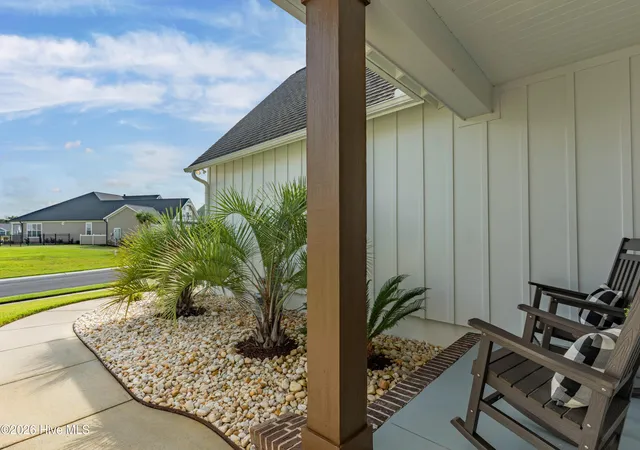 Photo 3 of Single family home for sale at 404 Summerhouse Dr, Holly Ridge, NC 28445 | MLS# 100600294 | Listing updated on 2026-09-07