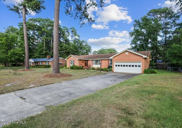 Photo 3 of Single family home for sale at 1208 Muriel St, Goldsboro, NC 27534 | MLS# 100603533 | Listing updated on 2026-09-14