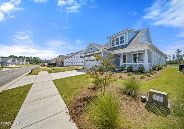 Photo 4 of Single family home for sale at 6020 Calvada Cir, Leland, NC 28451 | MLS# 100531955 | Listing updated on 2026-09-04