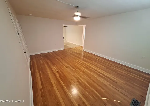 Photo 2 of Condo for sale at 2940 Oleander Dr #G6, Wilmington, NC 28403 | MLS# 100591802 | Listing updated on 2026-09-14