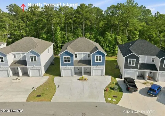 Photo 4 of Townhouse for sale at 201 Holly Sands Loop, Holly Ridge, NC 28445 | MLS# 100601322 | Listing updated on 2026-09-04