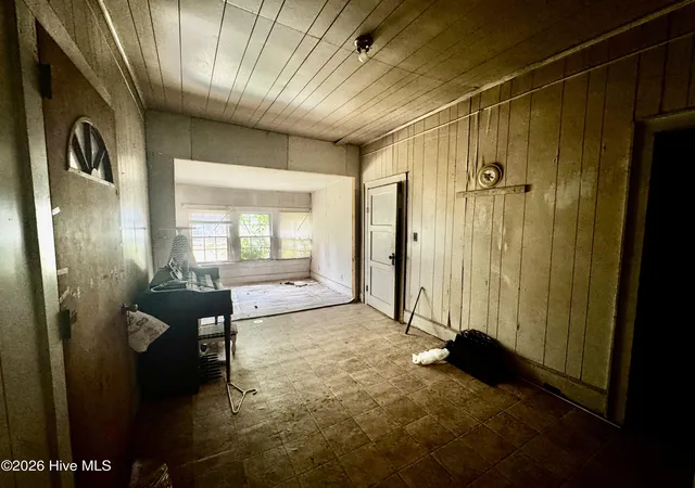 Photo 3 of Single family home for sale at 306 S Broad St, Robersonville, NC 27871 | MLS# 100600383 | Listing updated on 2026-09-15