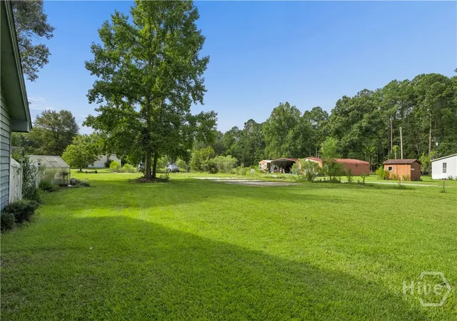 Photo 4 of Single family home for sale at 426 Adams Rd, Bloomingdale, GA 31302 | MLS# SA364263 | Listing updated on 2026-09-10
