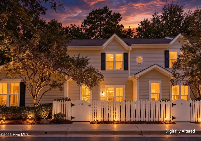 Photo 2 of Townhouse for sale at 5813 Wrightsville Ave #Apt 135, Wilmington, NC 28403 | MLS# 100600528 | Listing updated on 2026-09-16
