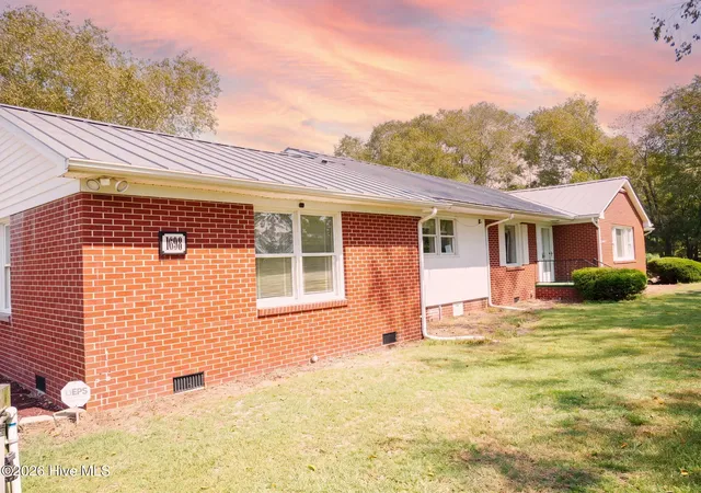 Photo 2 of Single family home for sale at 1698 W Pleasant Hl Rd, Pink Hill, NC 28572 | MLS# 100601350 | Listing updated on 2026-09-04