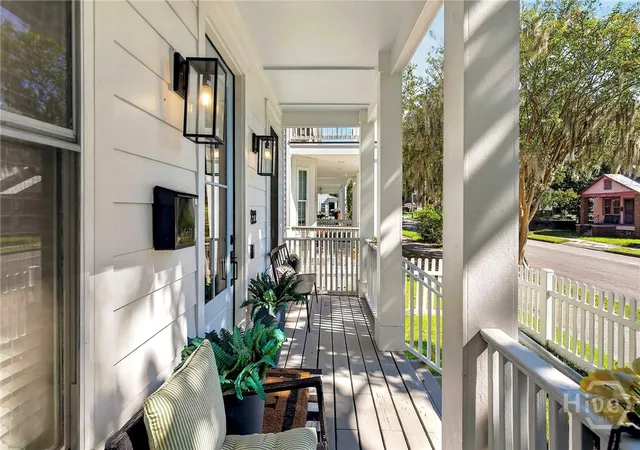 Photo 3 of Single family home for sale at 822 E Anderson St, Savannah, GA 31401 | MLS# SA366264 | Listing updated on 2026-10-16