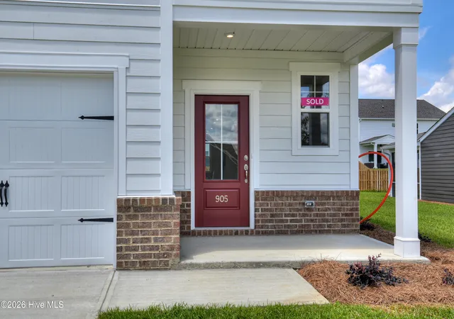 Photo 1 of Single family home for sale at 1017 American Egret Way, Morehead City, NC 28557 | MLS# 100600485 | Listing updated on 2026-09-20