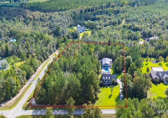 Photo 2 of Single family home for sale at 101 Black Oak Ln, Pembroke, GA 31321 | MLS# SA365102 | Listing updated on 2026-10-19
