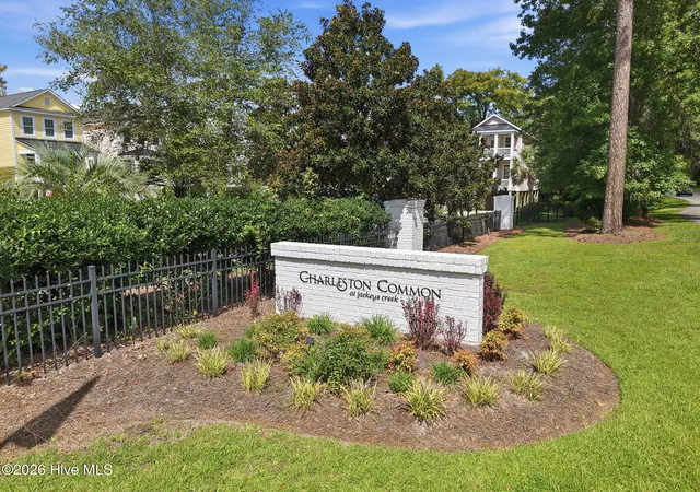 Photo 3 of Single family home for sale at 1306 Charleston Comn Dr, Leland, NC 28451 | MLS# 100601684 | Listing updated on 2026-10-08