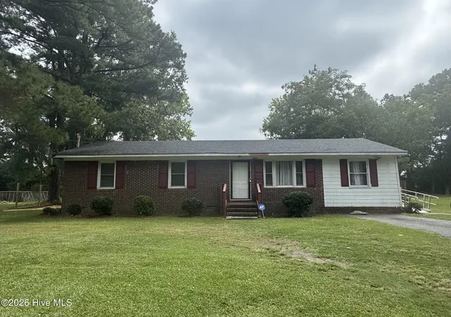 Single family home for sale at 1671 Anderson Rd, Greenville, NC 27834 | MLS# 100600603