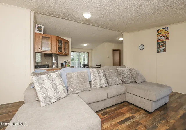 Photo 3 of Manufactured home for sale at 103 Yew Ct, Hubert, NC 28539 | MLS# 100600543 | Listing updated on 2026-09-14