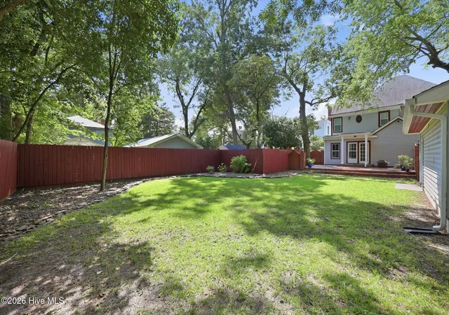 Photo 3 of Single family home for sale at 1208 National Ave, New Bern, NC 28560 | MLS# 100601929 | Listing updated on 2026-09-15