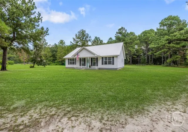 Photo 2 of Single family home for sale at 217 Bens Branch Rd, Newington, GA 30446 | MLS# SA363749 | Listing updated on 2026-09-07