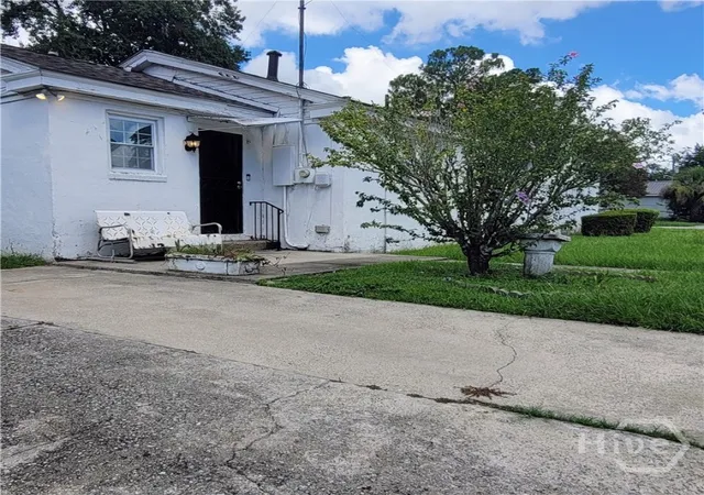 Photo 3 of Single family home for sale at 801 W 47th Street, Savannah, GA 31405 | MLS# SA363968 | Listing updated on 2026-09-04