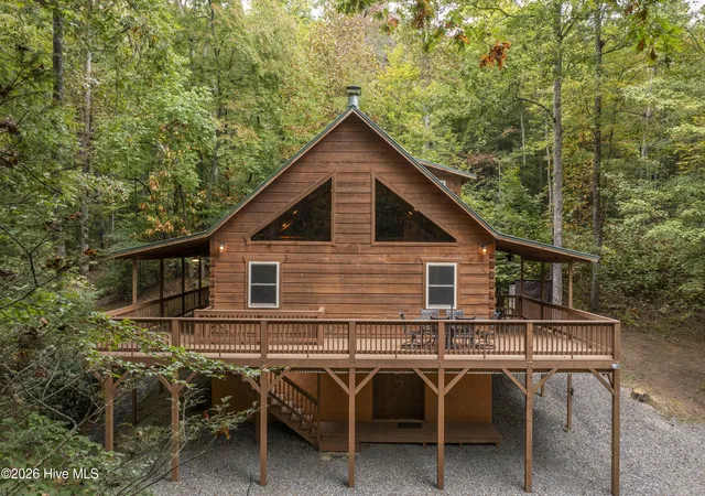 Photo 3 of Single family home for sale at 615 Valley View Hts Ln, Andrews, NC 28901 | MLS# 100611537 | Listing updated on 2026-10-21